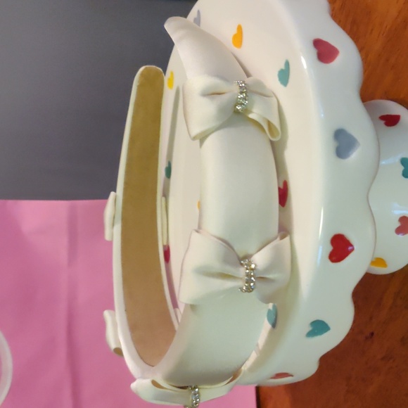 Designer headband with bows and crystal s very comfortable NWT - Picture 13 of 16